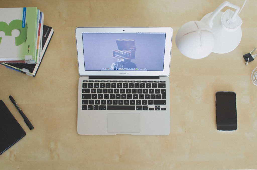 laptop_from_top